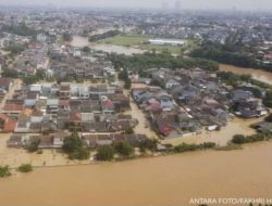 Dilanda Banjir, 114 Sekolah Rusak di Bekasi, Dapatkan Bntuan.