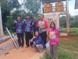 Swadaya Masyarakat Desa Bukit Raya ,untuk Penggantian Mesin Pompa Air Kantor Desa Layak diacungi Jempol