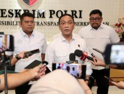 Mobil Angkut 192 Kg Sabu Lawan Arah Saat Dikejar, Terhenti Saat Tabrak Truk