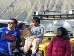 Libur Iduladha, Ribuan Wisatawan Kunjungi Gunung Bromo