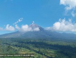 Gunung Semeru Erupsi, Warga Diimbau Hindari Kawasan Rawan