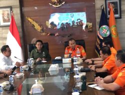 Kemenhut dan Basarnas Evaluasi SOP Kegiatan Pendakian Gunung