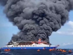 Penumpang Kebakaran KM Barcelona Dievakuasi ke Pulau Gangga-II