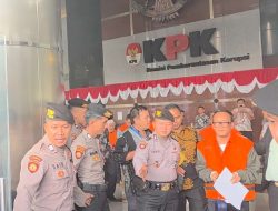 KPK Resmi Tahan Wamenaker sebagai Tersangka Dugaan Pemerasaan