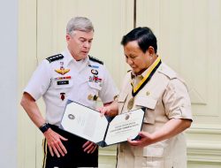 Presiden Prabowo Terima Penghargaan Militer AS