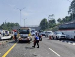 Kecelakaan Beruntun 3 Kendaraan di Tol Cipularang Bandung, 2 Luka-Luka