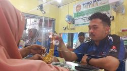 Harga Emas Turun Ekstrem, Pembeli di Pasar Sampit Tetap Stabil