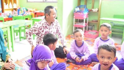 Pemerintah Ubah Wajib Belajar Jadi 13 Tahun