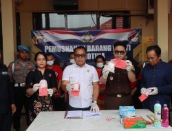 Polres Kotim Musnahkan 326,91 Gram Sabu