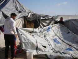 Musim Dingin Tiba, Warga Gaza Berjuang Hadapi Hujan hingga Banjir