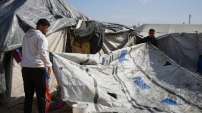 Musim Dingin Tiba, Warga Gaza Berjuang Hadapi Hujan hingga Banjir