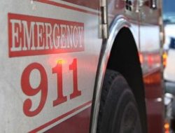 Viral, Dokter Terpaksa Operasi Korban Kecelakaan Lalu Lintas di Pinggir Jalan