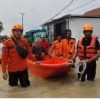 Banjir 1,5 Meter Rendam 15 Desa di Cirebon, BPBD Evakuasi Lansia