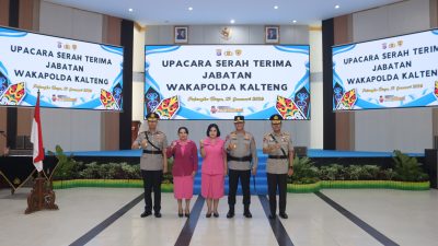 Kapolda Kalteng Pimpin Sertijab Wakapolda, Brigjen Pol Yosi Muhamartha Resmi Gantikan Irjen Pol Rakhmad Setyadi