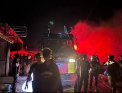 Kapolres Katingan, Tinjau Kebakaran Pasar Kasongan, Intruksikan Anggota Harus Tanggap dan Cepat