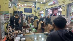 Toko Emas Mitra Baru Sampit Catat Daya Beli Stabil Jelang Ramadan, Emas 999 Jadi Primadona