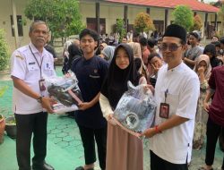 SMAN 2 Sampit Apresiasi Program Seragam Gratis Pemprov Kalteng, Bantu Ringankan Beban Siswa