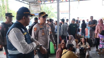 Kapolres Kotim Tinjau Pos Yan Pelabuhan Sampit, Pastikan Pengamanan Mudik Lebaran Siap