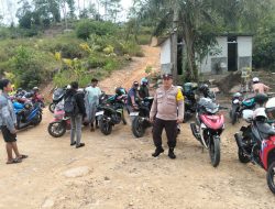 Patroli di Objek Wisata, Polsek Bukit Batu Sambangi Bukit Cinta dan Sampaikan Pesan Kamtibmas