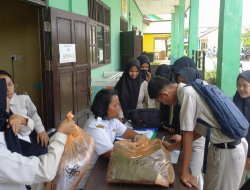 SMK Negeri 4 Sampit Apresiasi Program Seragam Gratis Pemprov Kalteng, Ringankan Beban Orang Tua dan Siswa