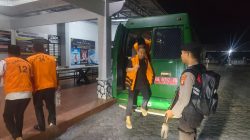 37 Tahanan Dipindah ke PN Sampit, Anggota Polisi di Kotim Lakukan Pengawalan Ketat