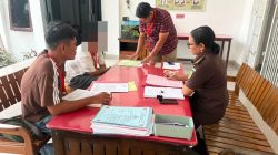 Usai Dinyatakan Lengkap, Polsek Pahandut Antar Tersangka dan Barang Bukti ke Jaksa Palangka Raya