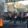 Polisi Amankan Aksi Damai Aliansi Kalteng Bergerak di Kantor Dinas PUPR Palangka Raya