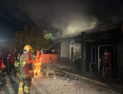 Sijago Merah Habiskan 1 Unit Bangunan Rumah di Jalan Walter Condrat Sampit, Kerugian Mencapai Rp150 Juta