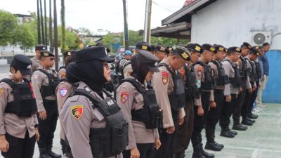 79 Polisi Siap Siaga Aksi Damai Fordayak di Kantor Mandiri Tunas Finance Palangka Raya