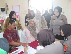 HUT Bhayangkara ke-80: Polres Kotim Gelar Bakti Kesehatan, Layani 539 Warga