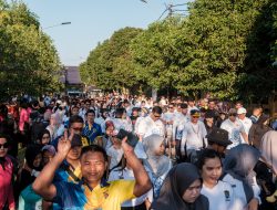 Sambut HUT Bhayangkara ke-80 di Polda Kalteng, Ribuan Masyarakat Ramaikan Jalan Sehat dan Fun Bike