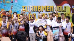 Gubernur Kalteng Tutup Kapolda Cup 2, Serahkan Piala ke Juara Voli Putra dan Putri