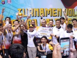 Gubernur Kalteng Tutup Kapolda Cup 2, Serahkan Piala ke Juara Voli Putra dan Putri