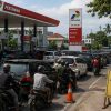 Makin Sulit Dapat BBM, Antrean di Sejumlah SPBU Kotim Meluber hingga Ganggu Jalan