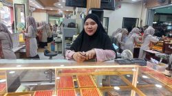 Harga Emas Fluktuatif, Warga Sampit Tetap Antusias Membeli