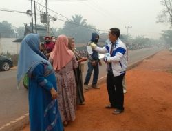 PAN Turun ke Masyarakat, Ratusan Paket Masker dan Mi Instan Dibagikan di Kotim
